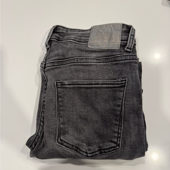 Zara Mid Rise jeans - Picture 7 of 7